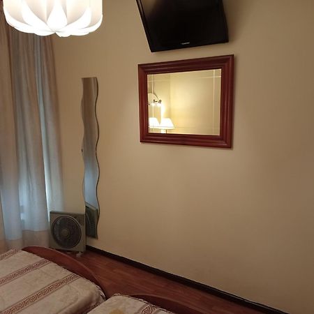 Habitacion Matrimonial Centro Ciudad Овиедо Екстериор снимка