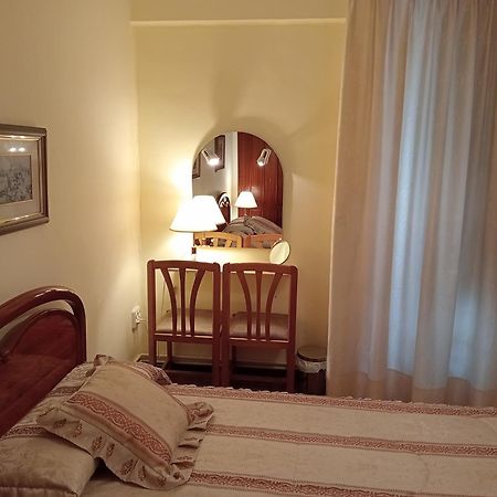 Habitacion Matrimonial Centro Ciudad Овиедо Екстериор снимка