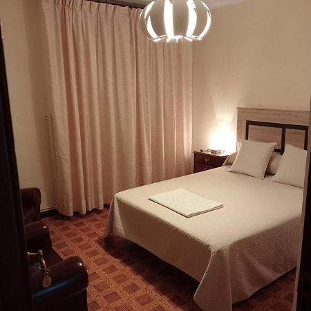 Habitacion Matrimonial Centro Ciudad Овиедо Екстериор снимка