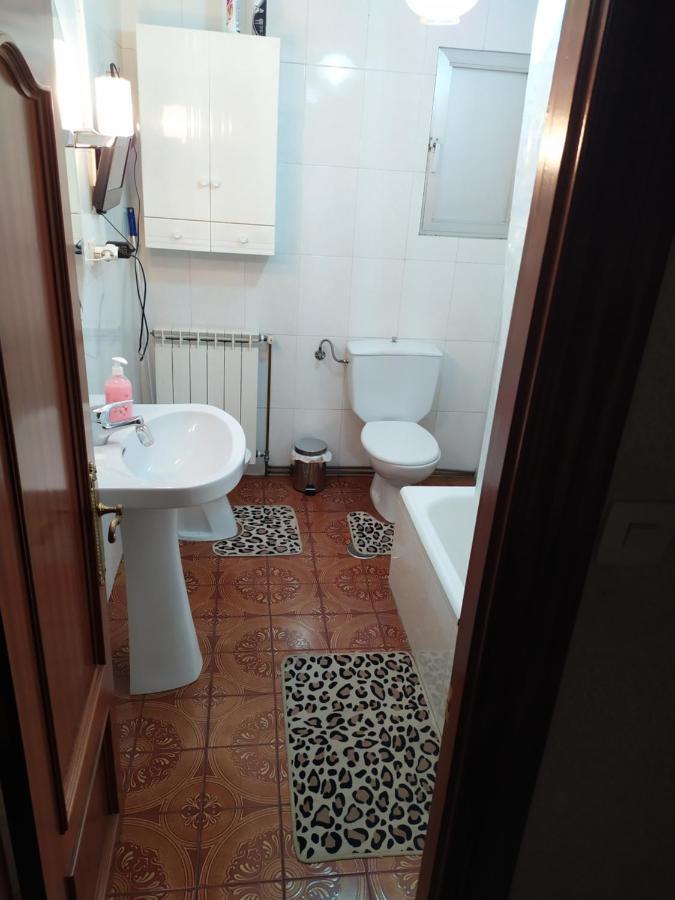 Habitacion Matrimonial Centro Ciudad Овиедо Екстериор снимка