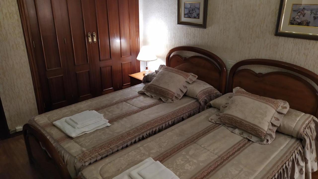 Habitacion Matrimonial Centro Ciudad Овиедо Екстериор снимка