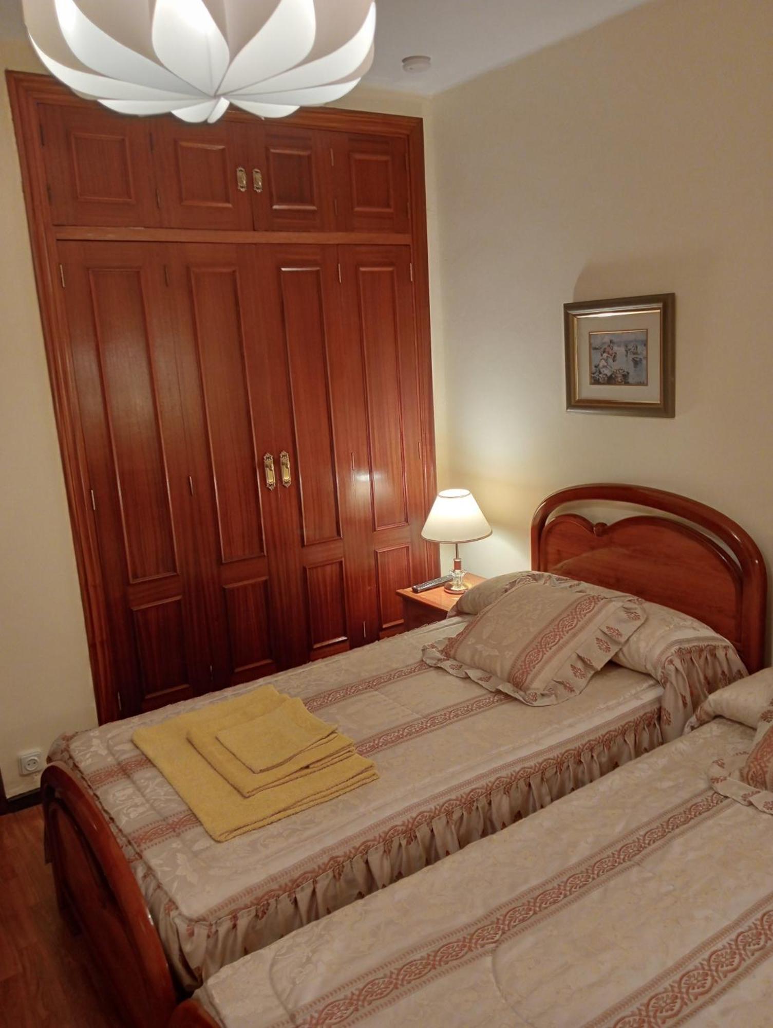 Habitacion Matrimonial Centro Ciudad Овиедо Екстериор снимка